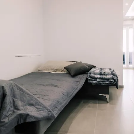 Daisy - Cozy With Balcony - * Molfetta