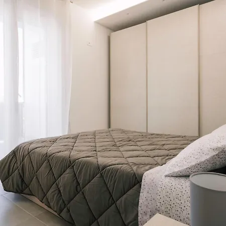 Appartamento Daisy - Cozy With Balcony -